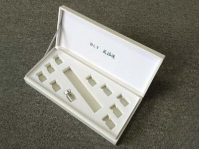 濟(jì)南彩盒生產(chǎn)廠家，定制化妝品包裝盒內(nèi)托有這些方案